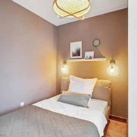 Ddhomes 4 Raum 7 Betten Mit Terrasse Naehe Am Rhein أندرناخ